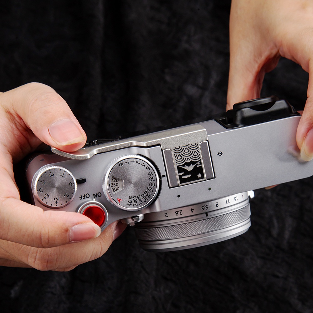 X100VI Migliora l'impugnatura  - Fujifilm Camera X100Vi recensione e prezzo